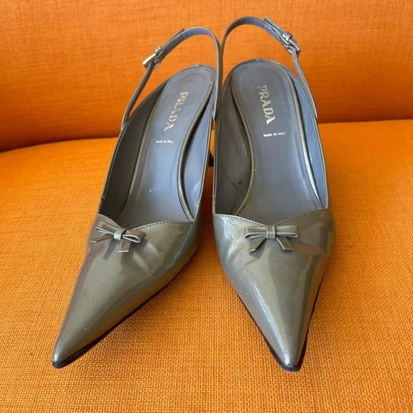 Vintage PRADA Gray kitten HEELS💝HP - Picture 1 of 8